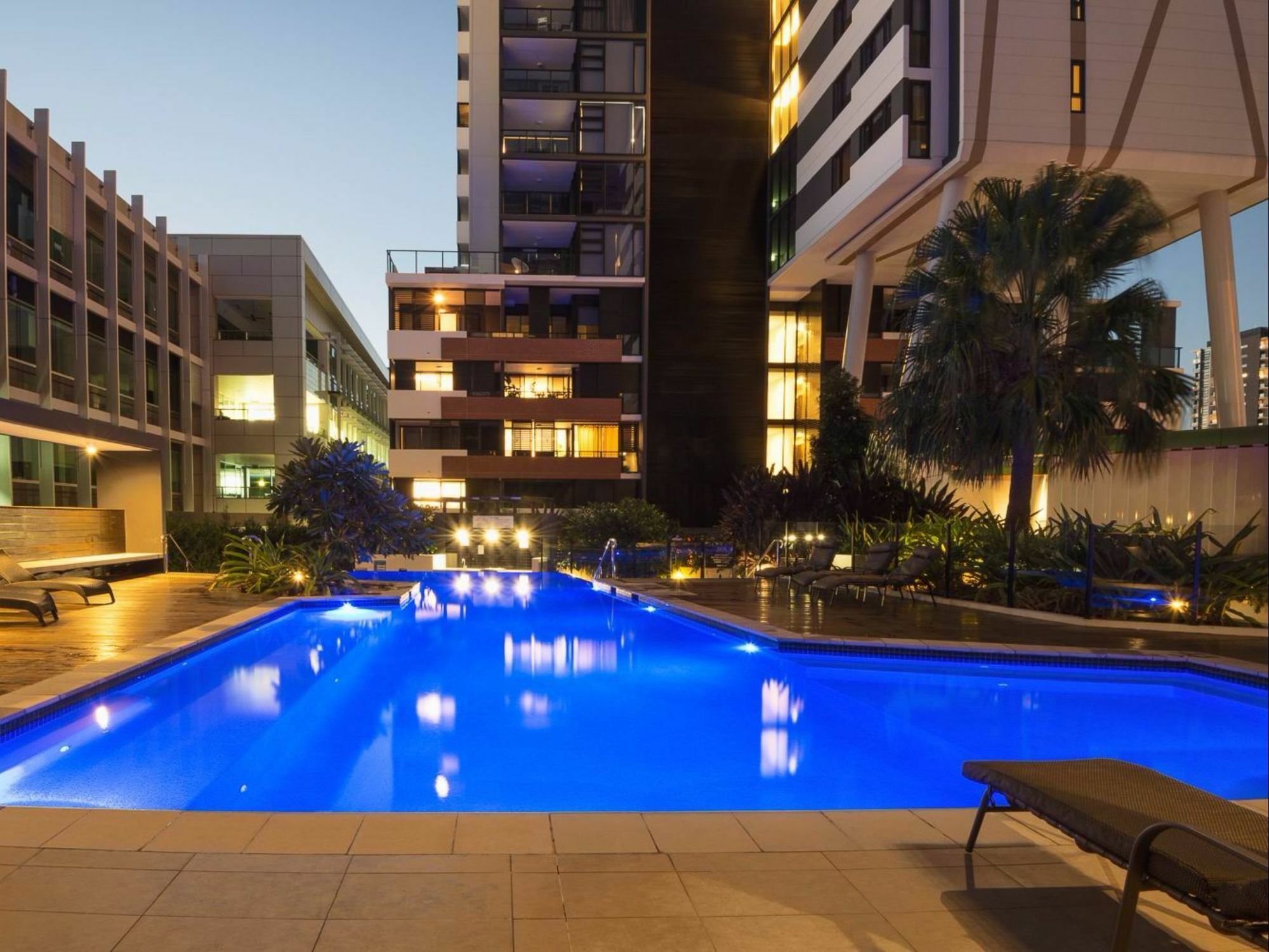 Arena Apartamentos Brisbane Exterior foto
